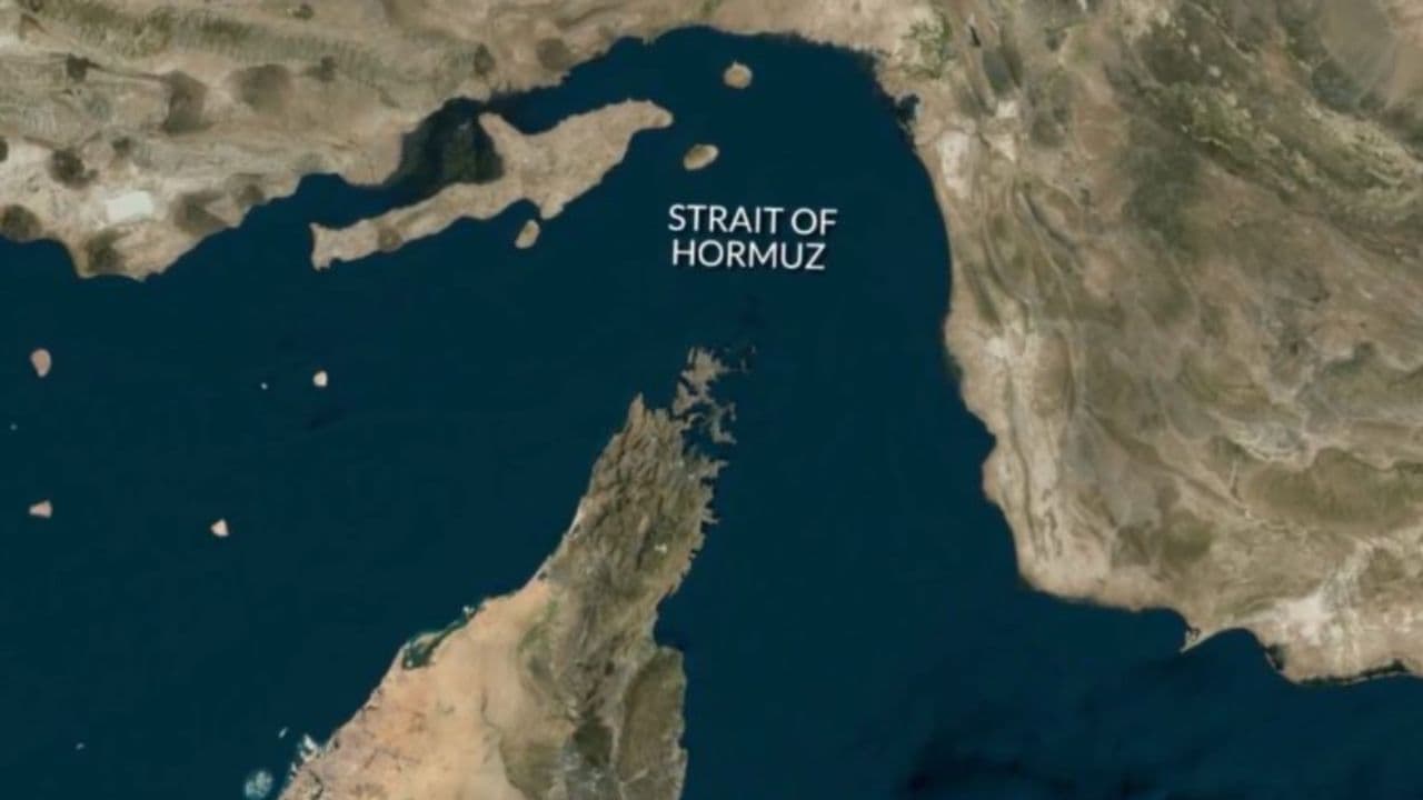 Navios de guerra dos EUA foram impedidos de entrar no Estreito de Ormuz após ataques, afirma Irã