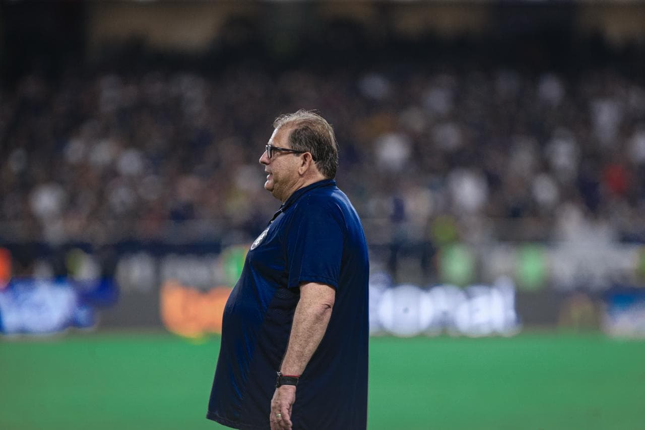 Negociação entre Guto Ferreira e Remo esfria por conta de multa rescisória, diz jornalista