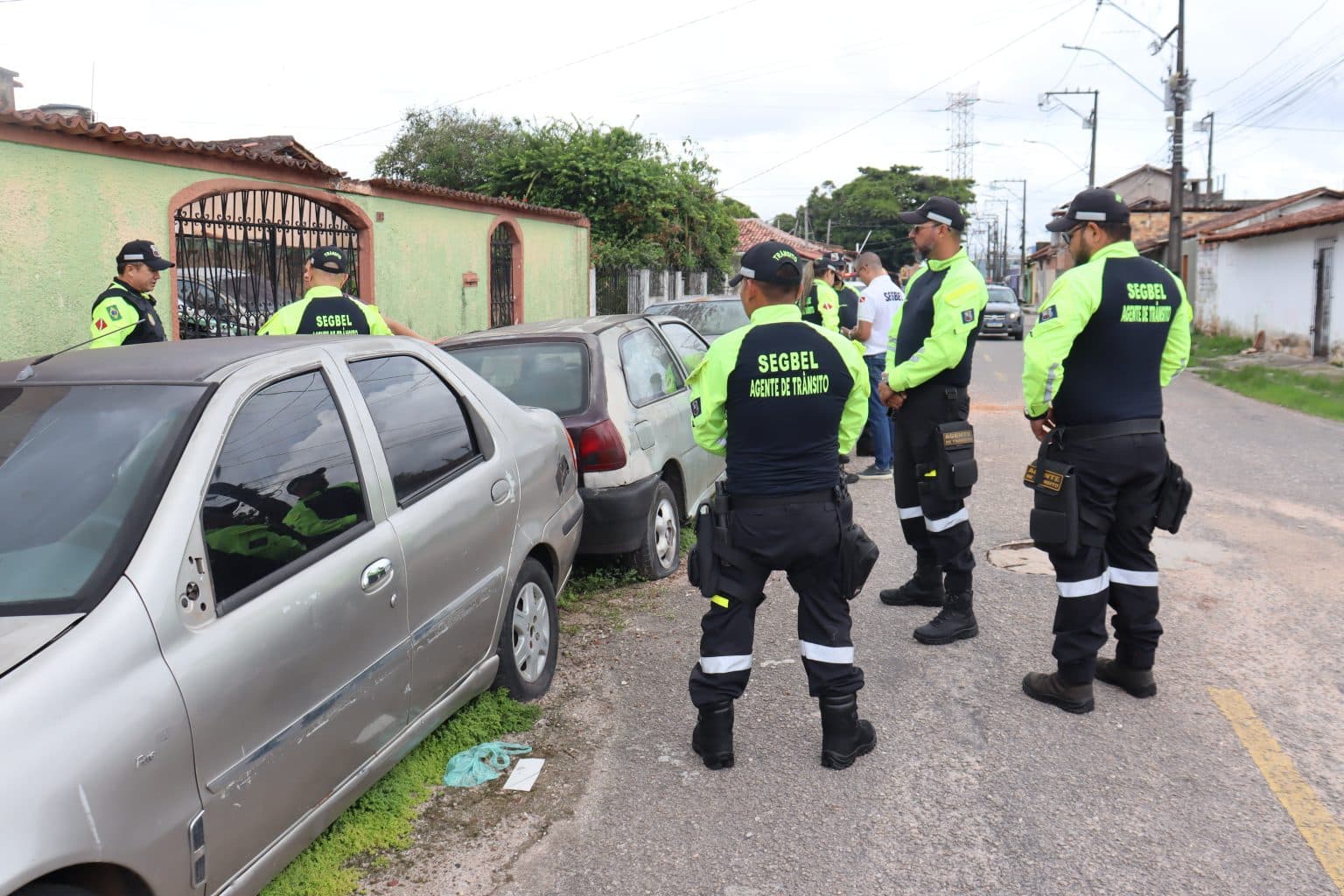 Operação Carro Velho: Prefeitura de Belém intensifica retirada de veículos abandonados das ruas
