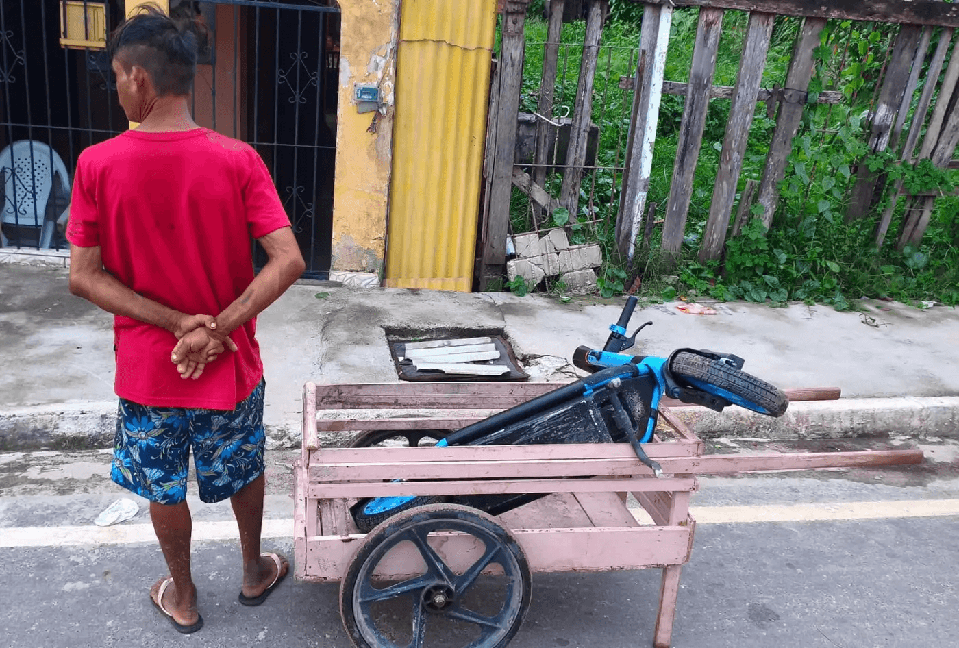 Patinete furtado é recuperado pela Polícia Militar e prefeito fala sobre fiscalização
