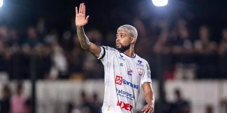 Paysandu anuncia zagueiro ex-Águia de Marabá para a temporada 2026