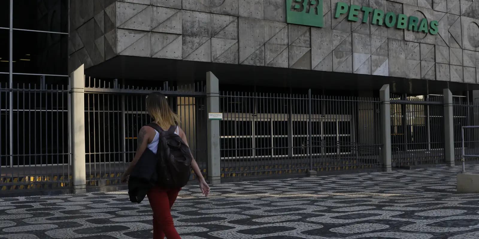 Petrobras diz que pode reduzir impacto da alta do petróleo no Brasil