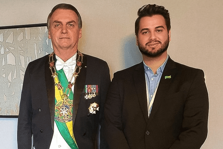 PF prende Filipe Martins, ex-assessor de Bolsonaro condenado na trama golpista
