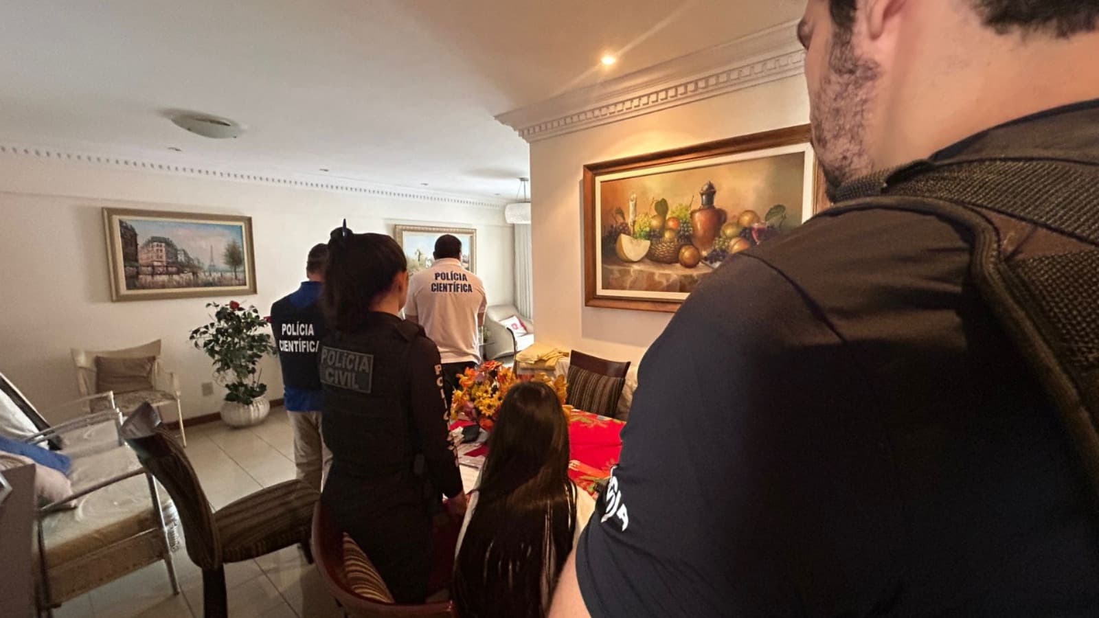 Polícia Civil cumpre mandado e apreende celular em investigação de furto contra idosa