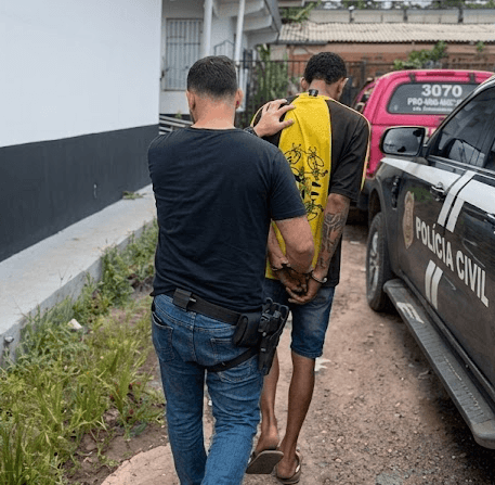 Polícia Civil prende homem em flagrante por lesão corporal contra mulher, em Outeiro