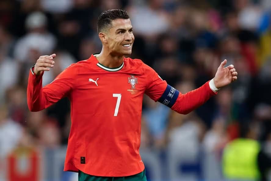 Portugal anuncia convocação e Cristiano Ronaldo chega à sexta Copa do Mundo; veja lista