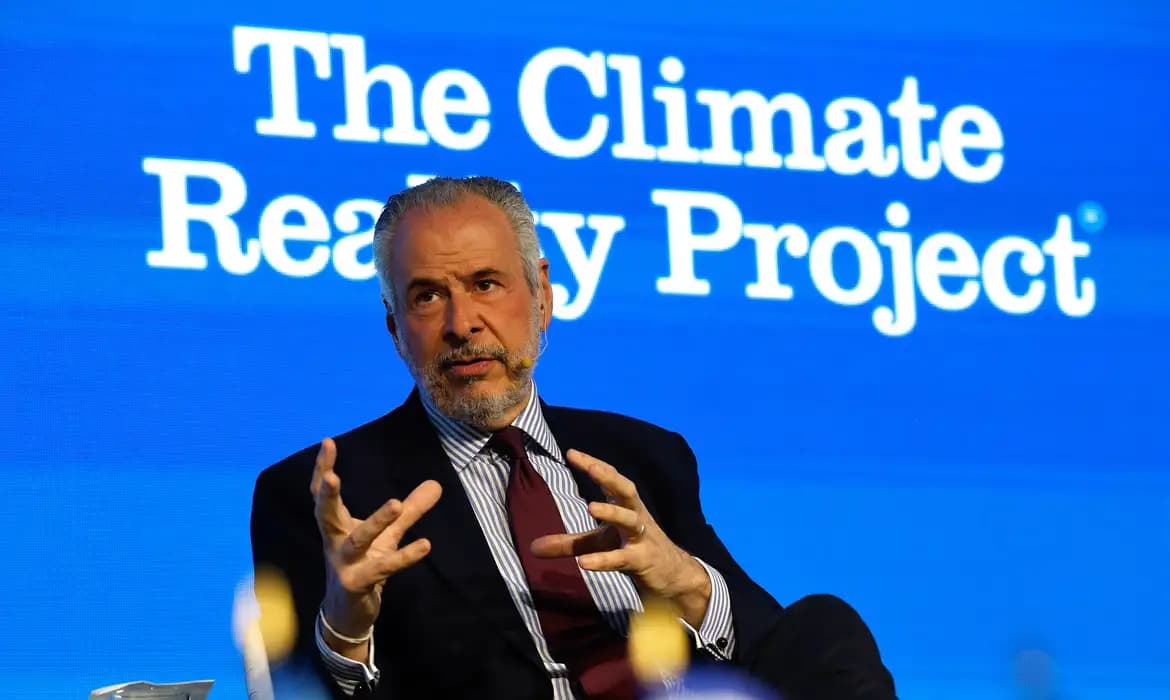 Presidente da COP30 faz apelo por consenso em momento decisivo das negociações