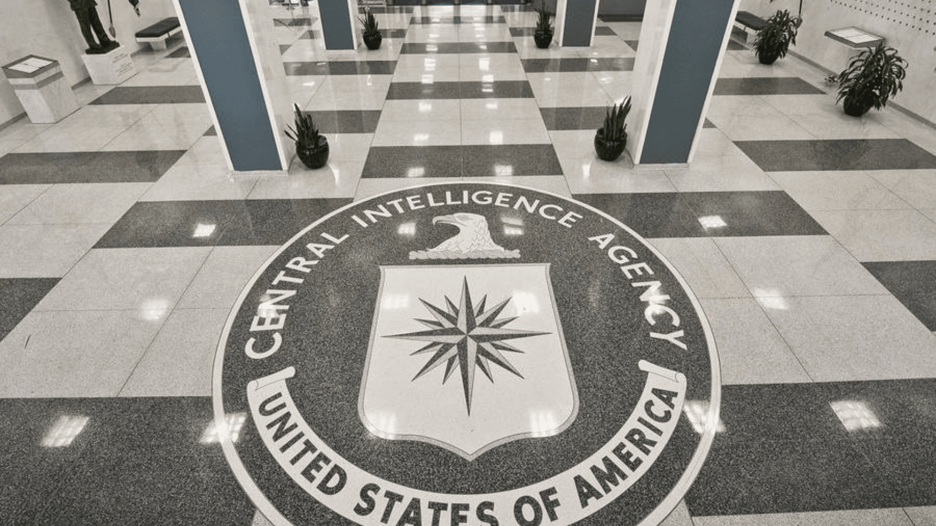 Primeiro ataque contra a Venezuela mencionado por Trump foi realizado pela CIA e mirou Tren de Aragua, diz imprensa dos EUA