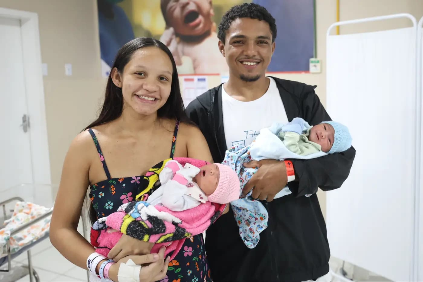 Primeiros gêmeos nascem após reabertura do Hospital Anita Gerosa em Ananindeua