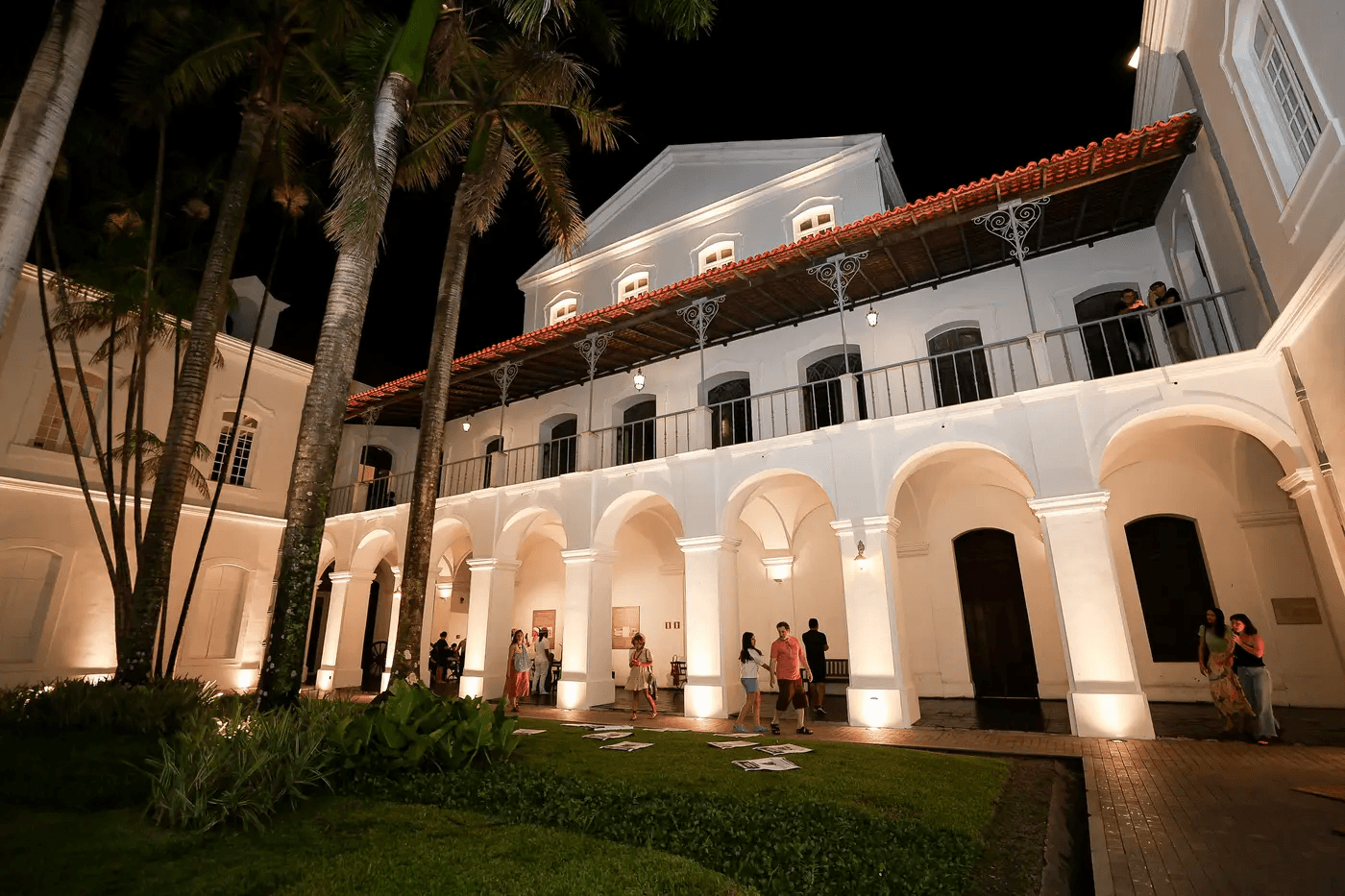 Projeto 'Uma Noite no Museu' : espaços culturais funcionam até 22h nesta quinta-feira (30)