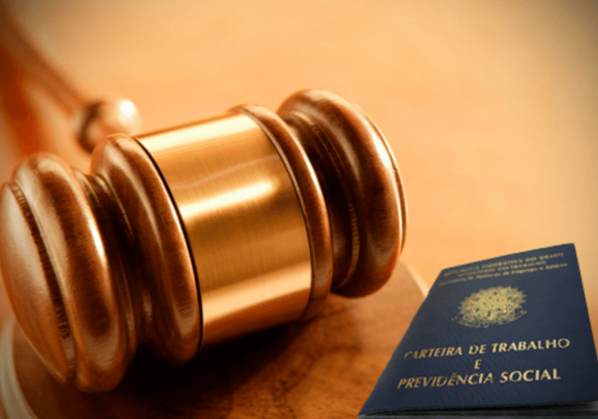 Quando se tenta apagar o farol da justiça com a sombra do retrocesso