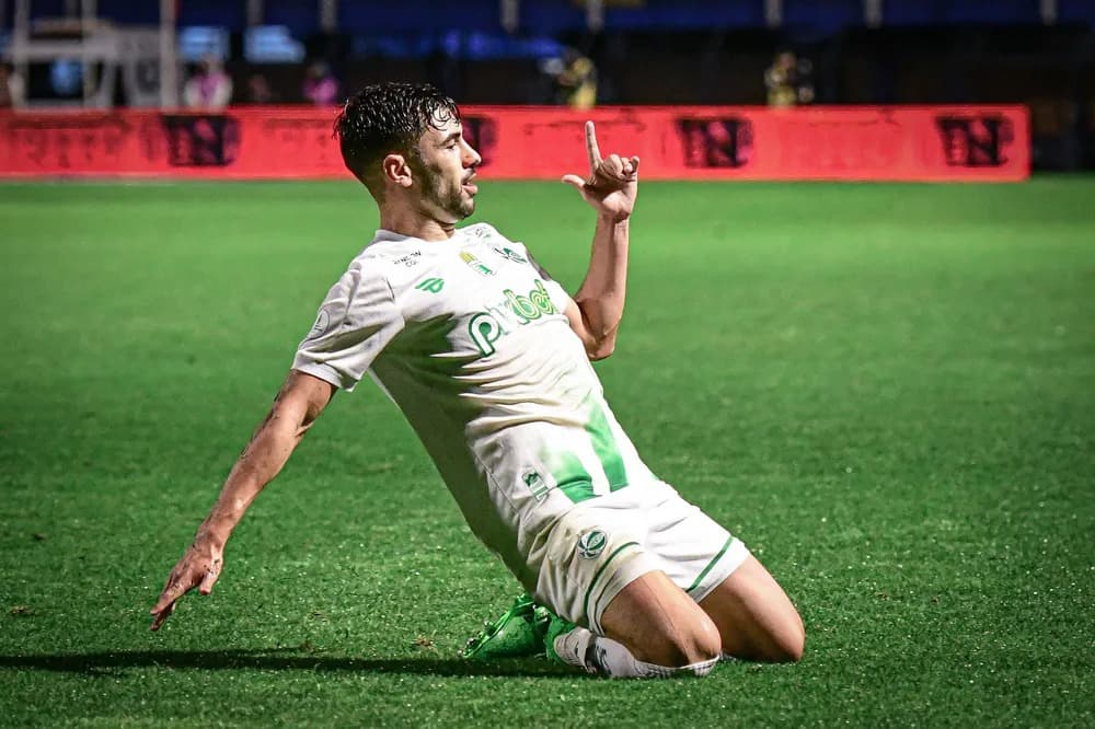 Remo anuncia Gabriel Taliari, artilheiro do Juventude em 2026