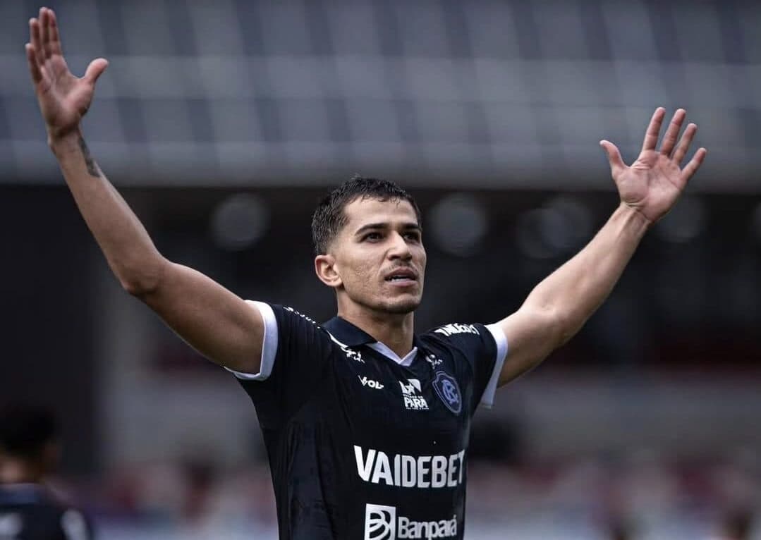 Remo confirma lesão de Vitor Bueno; meia fica de fora por 21 dias e perde partidas importantes