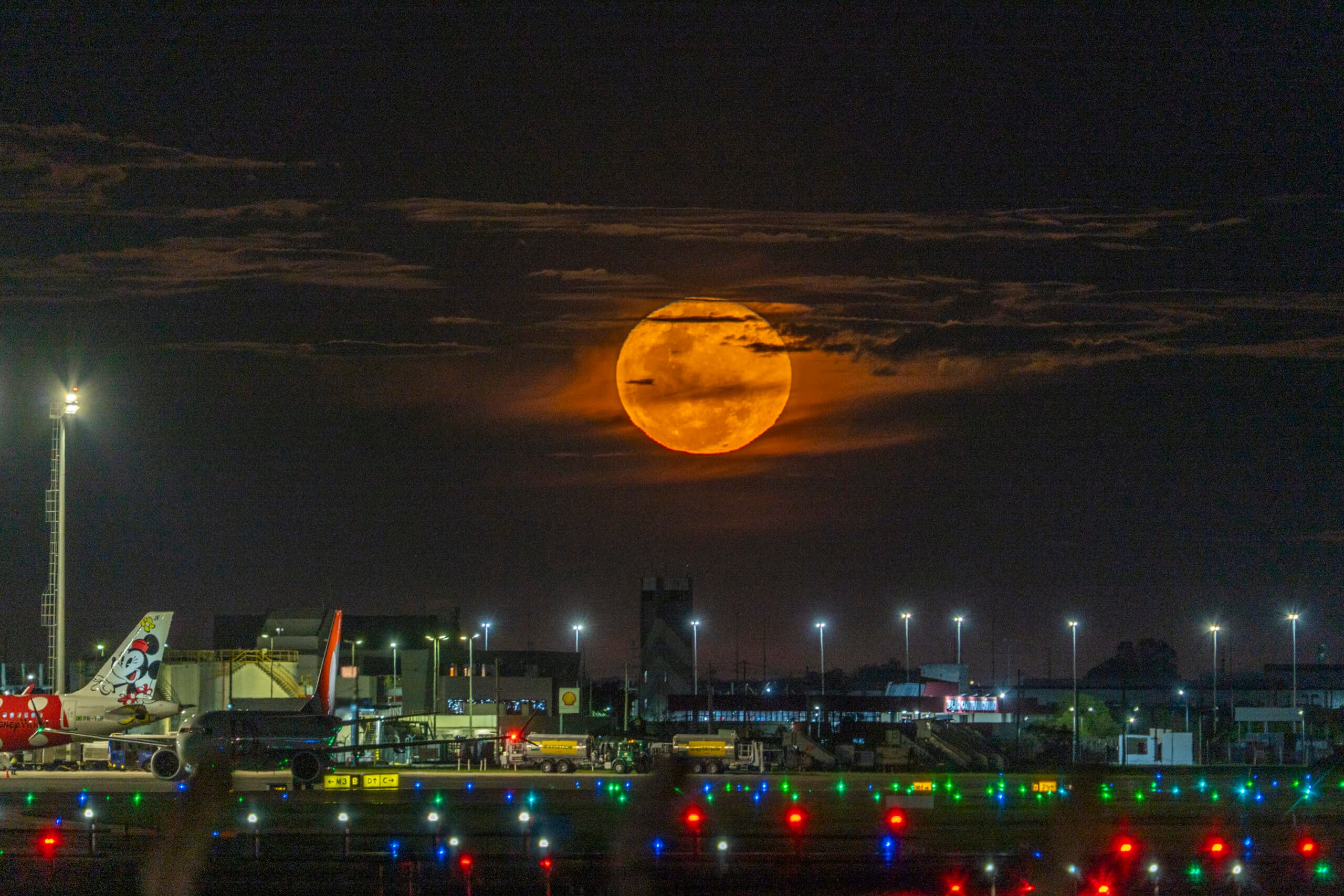 Superlua do Castor ilumina o céu nesta quarta-feira e pode ser vista em belém