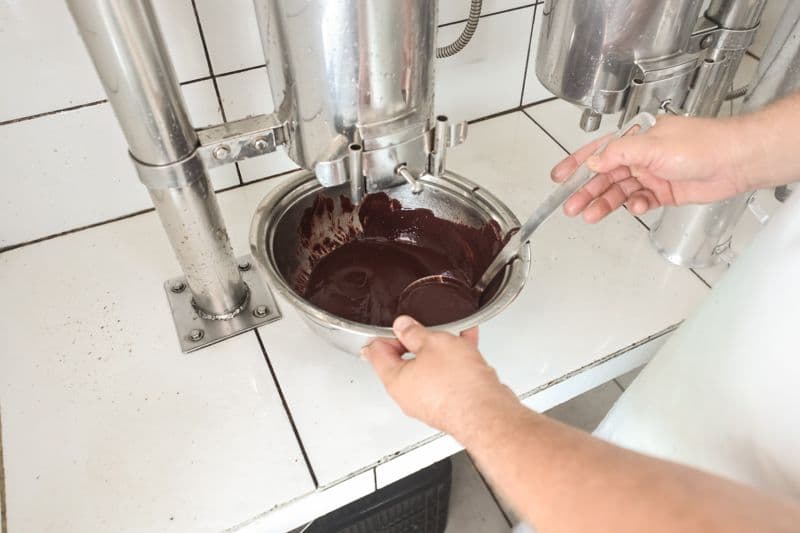 Suspeita de doença de Chagas leva à interdição de pontos de venda de açaí em Ananindeua