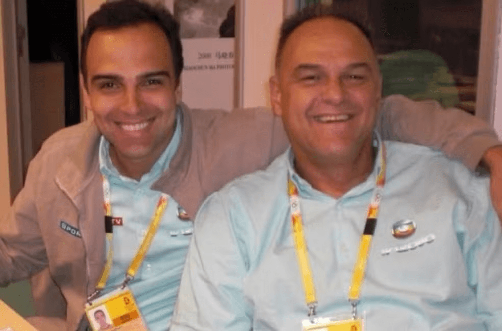 Tadeu Schmidt apresenta o BBB 26 desta sexta (17) e abre edição com homenagem ao irmão Oscar Schmidt