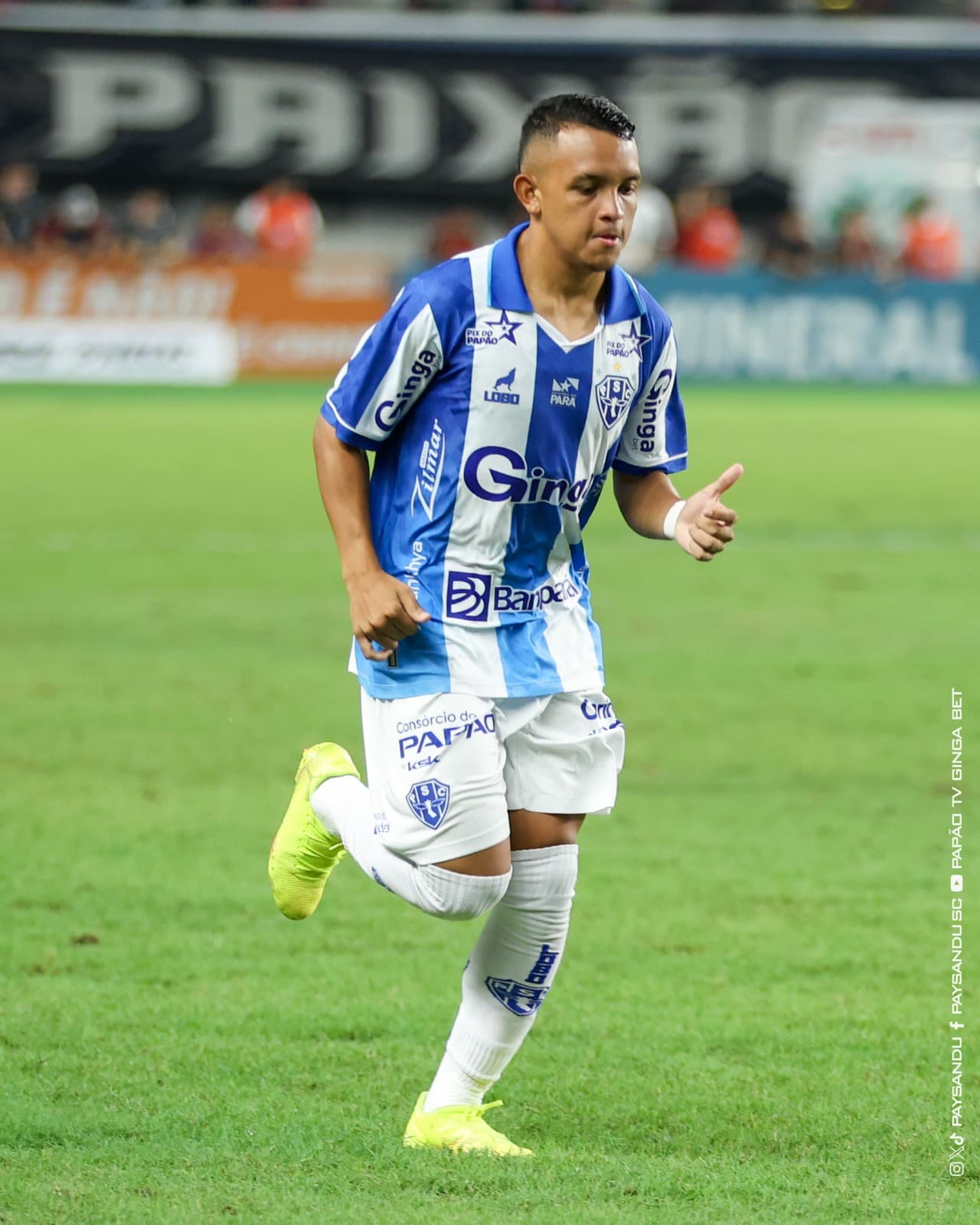 Thalyson celebra estreia pelo Paysandu no Re-Pa: 'Fruto do meu trabalho'