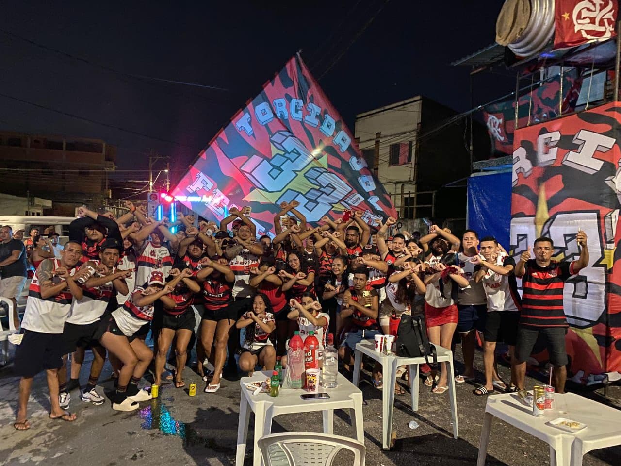 Torcedores do Flamengo comemoram o tetracampeonato da Libertadores em Belém; confira