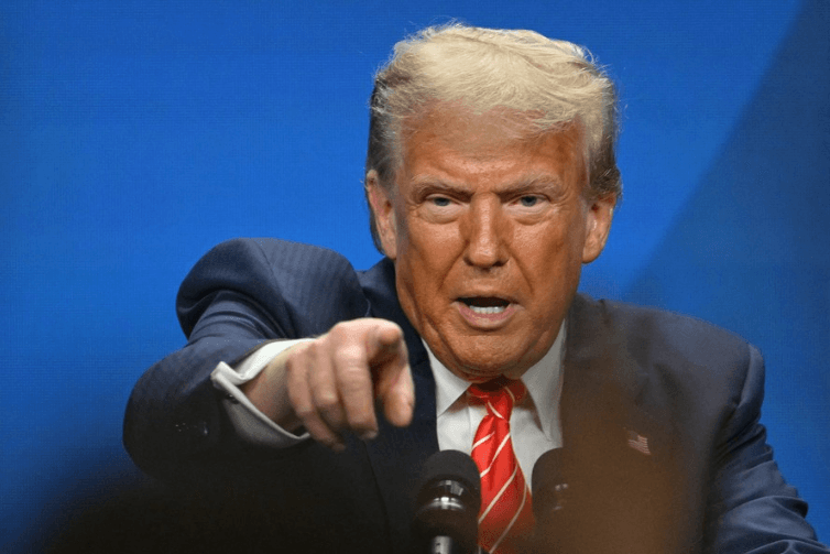 Trump anuncia negociações com o Irã e suspende ataques a infraestruturas energéticas por cinco dias