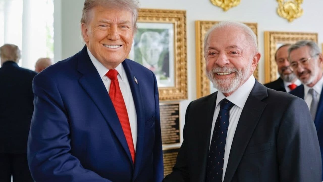 Trump elogia reunião com Lula na Casa Branca e anuncia novas negociações entre Brasil e EUA
