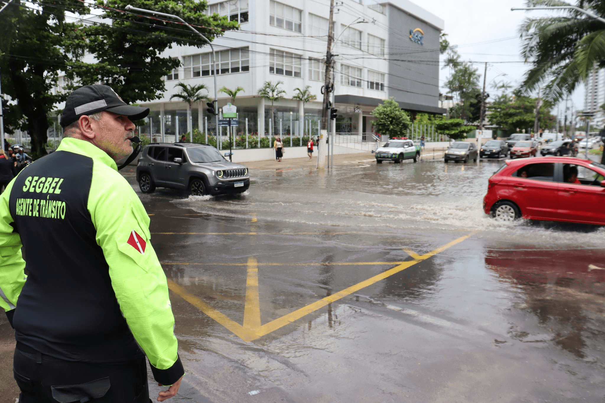Vias de Belém sofrem bloqueios devido às chuvas e alagamentos; confira os pontos