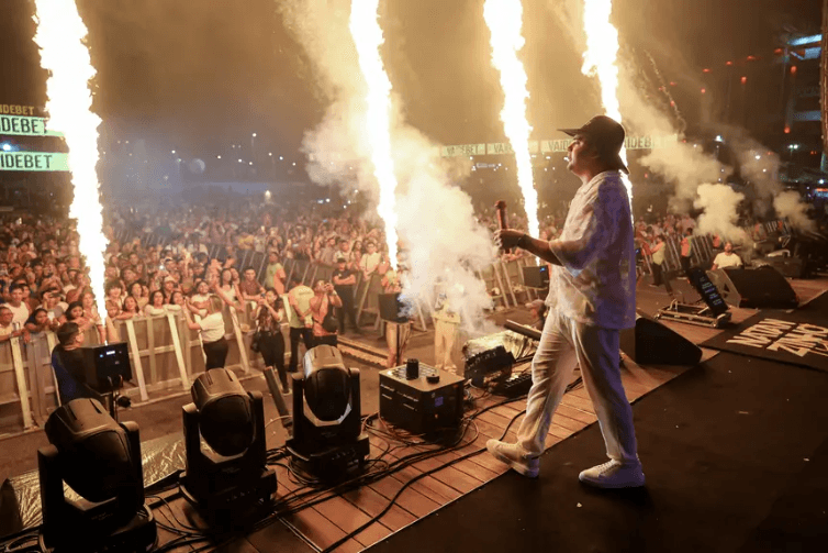Vira Pará reúne milhares de pessoas e marca a chegada de 2026 com música e celebração em Belém