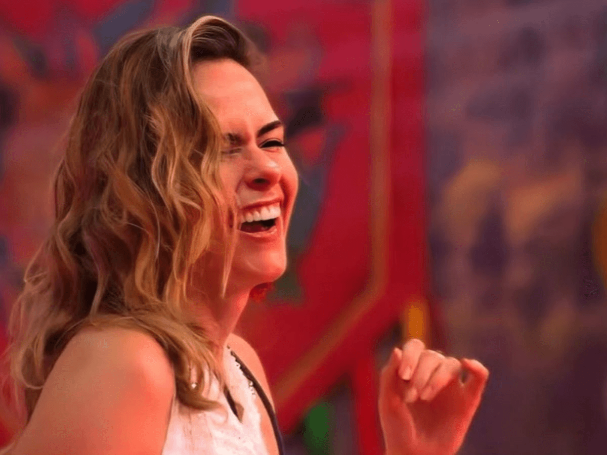 'World, Hold On': Performance de Ana Paula faz clássico de Bob Sinclair renascer nas plataformas
